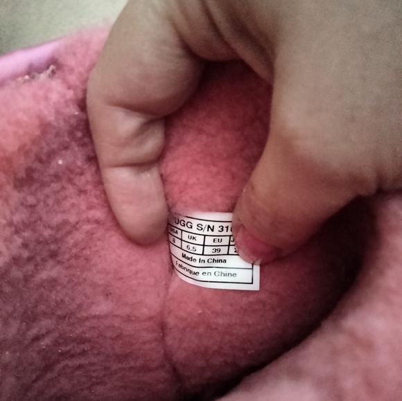 UGG- Sequin Pink Medium Boot Size 8 - Picture 9 of 9